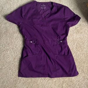 Cherokee Scrub Top size small